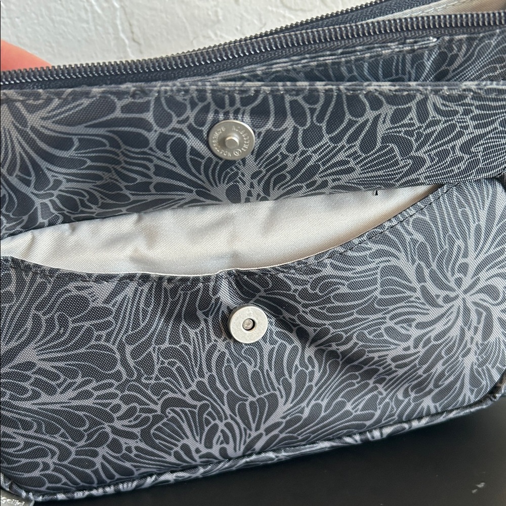 Baggallini Rfid Protected Patterned Crossbody Bag - image 4